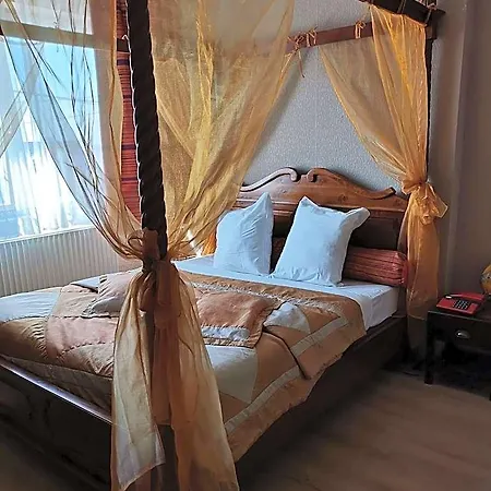La Côte D'or Hotel 3*
