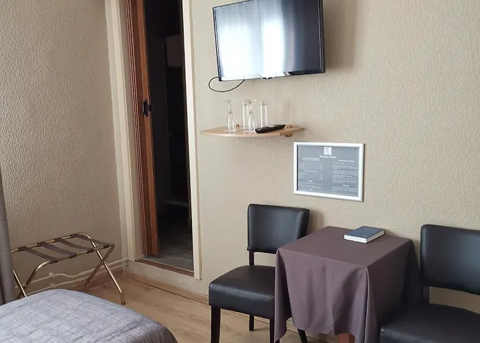 La Cote D'or מלון 3*